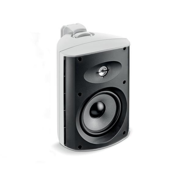 wiim-amp-2-x-focal-100-od6-outdoor-speakers_04